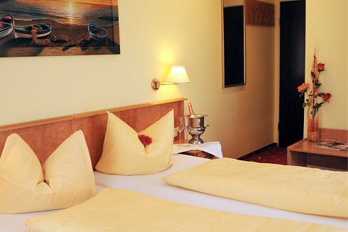 Restaurant im Hotel Doppeladler in Rees, Foto 25
