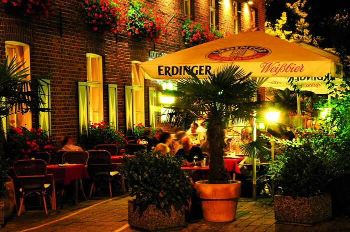 Restaurant im Hotel Doppeladler in Rees, Foto 8