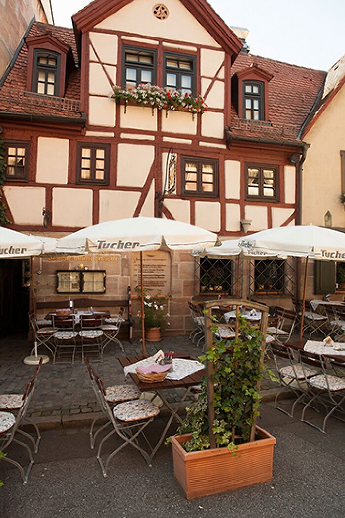 Historische Bratwurstküche Zum Gulden Stern in Nürnberg, Foto 5