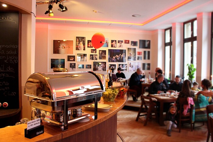 Mephisto - Restaurant, Cafe, Kneipe, Bar & Biergarten in Magdeburg, Foto 3