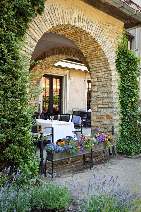 Schlossrestaurant im relexa Schlosshotel Cecilienhof in Potsdam, Foto 5