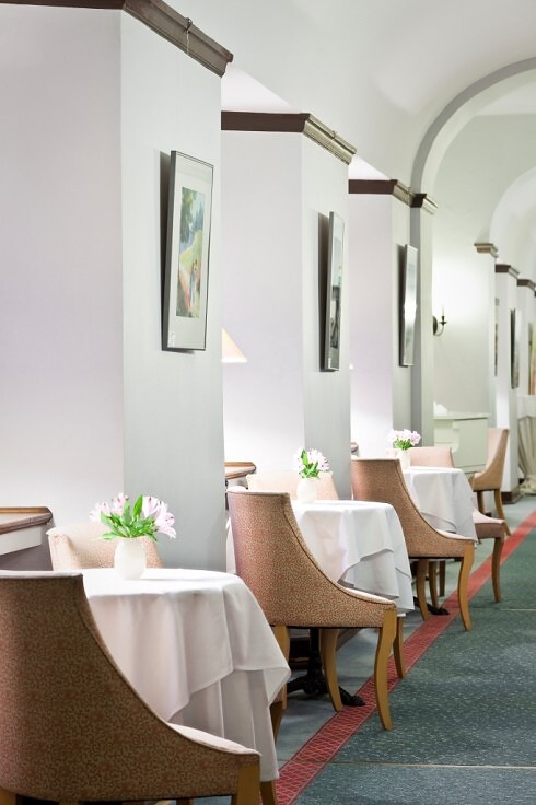 Schlossrestaurant im relexa Schlosshotel Cecilienhof in Potsdam, Foto 1