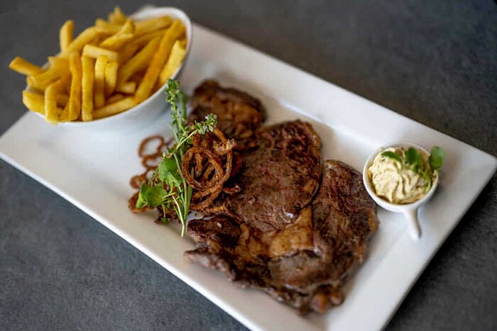 BRASSERIE: Restaurant - Bar - Lounge an der Alten Mälzerei in Mosbach, Foto 4