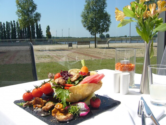 Starwalker Restaurant im INNSIDE Bremen in Bremen, Foto 12