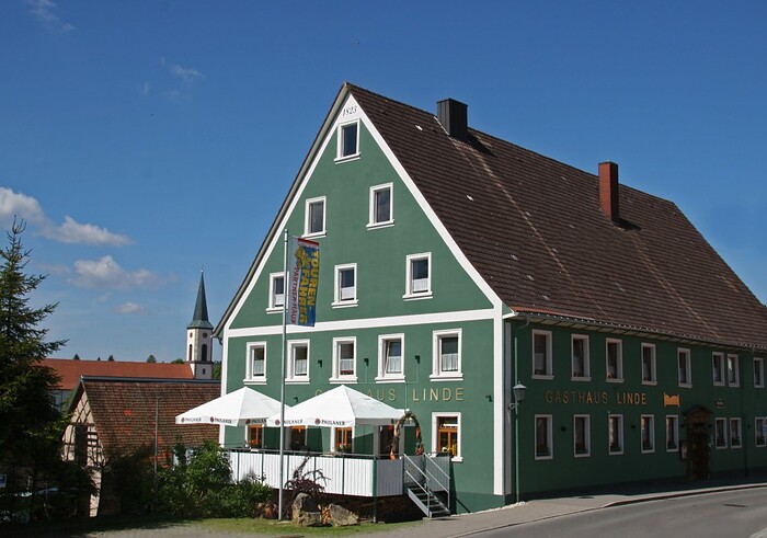 Gasthof & Naturparkhotel Linde in Löffingen
