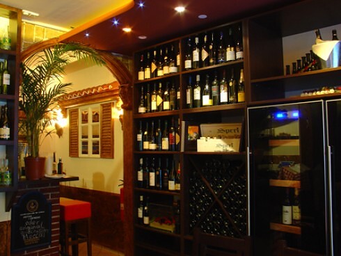 Meze-Bar Oinothiki Sirtakias in Berlin, Foto 4