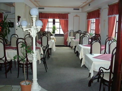 Ristorante Pizzeria Il Camino in Emmelshausen, Foto 2