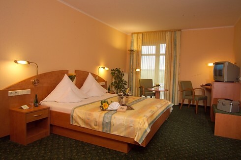 Waldhotel Roggosen Heike Ehlenberger GmbH in Neuhausen, Foto 8