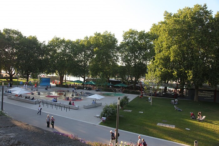Königsbacher Biergarten am Deutschen Eck in Koblenz, Foto 12