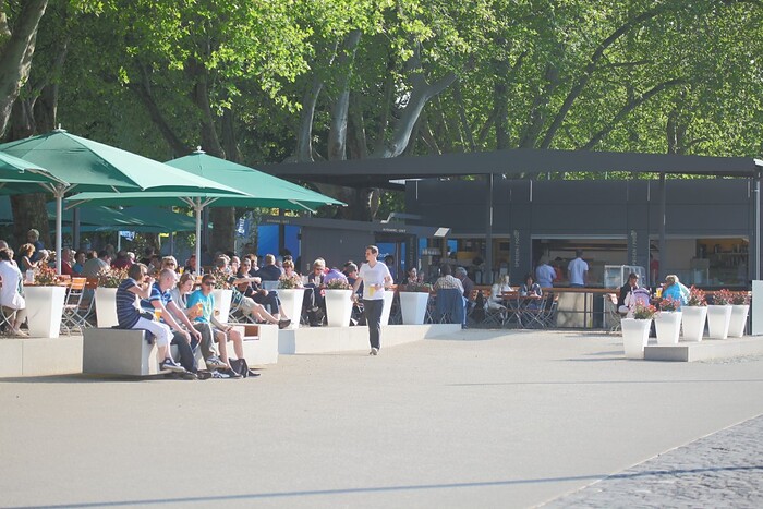 Königsbacher Biergarten am Deutschen Eck in Koblenz, Foto 8