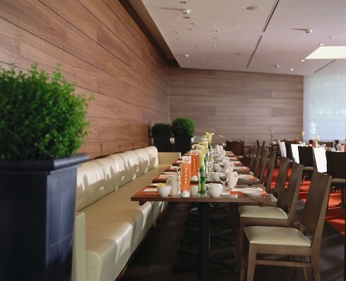 Restaurant Max im Hilton Hotel Düsseldorf in Düsseldorf