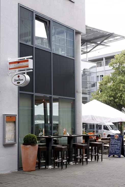 Standfest am Theater in Mainz, Foto 2