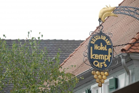 Hotel-Restaurant-Cafe Kempf in Dirmstein, Foto 5