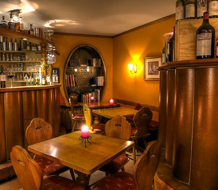 Uhlenhorster Weinstube in Hamburg, Foto 1
