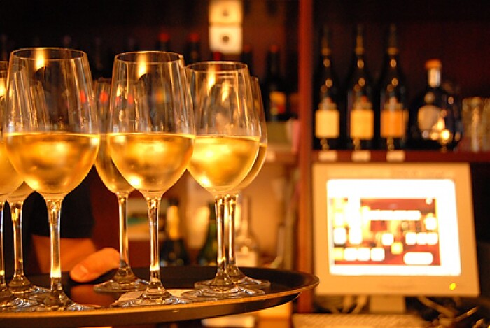 Vertical die Weinbar in Aachen, Foto 6