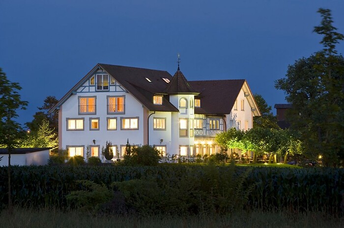 Recks Hotel-Restaurant in Salem