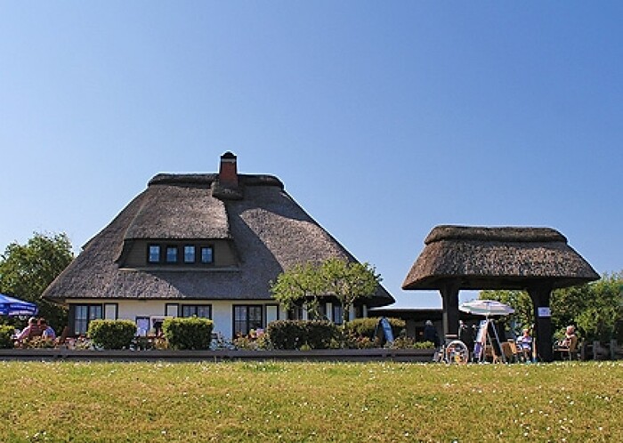 Ostfriesische Teestube am Hafen in Langeoog, Foto 4