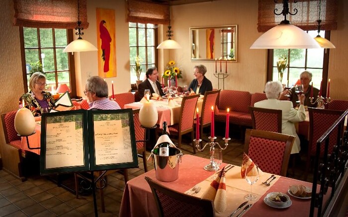Sonnenhof Hotel-Restaurant in Weyerbusch, Foto 23