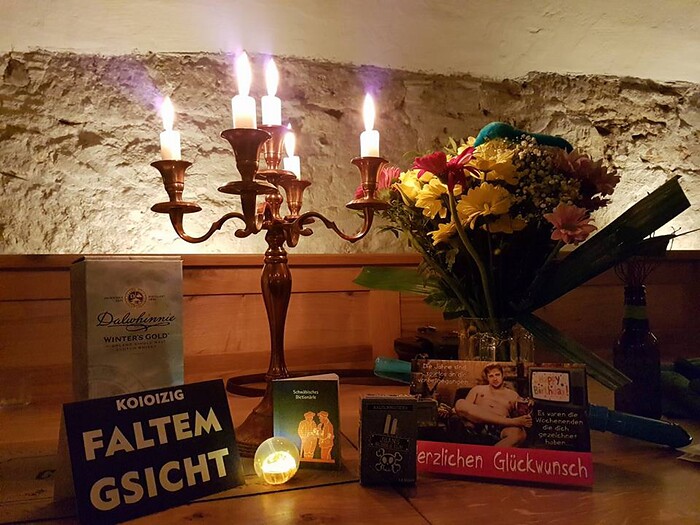 Frau Hopf im Schloßcafé in Tübingen, Foto 109