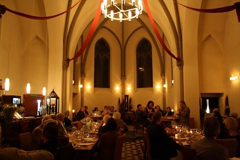 Himmel und Erde, Kapelle am Schafsberg, Restaurant I Feiern I Café in Limburg an der Lahn, Foto 13