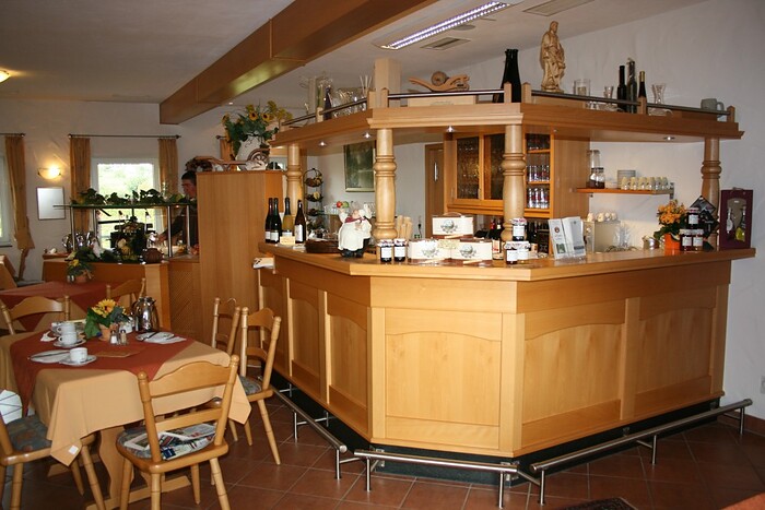 Restaurant Weinstube Schloßbergstübchen in Burrweiler