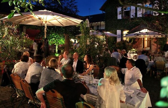Restaurant Weingut & Weinstube Jülg in Schweigen-Rechtenbach