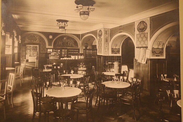 Café - Konditorei - Krönner in Straubing, Foto 5