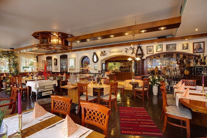 Hotel-Restaurant Barbarossahof in Kaiserslautern, Foto 2