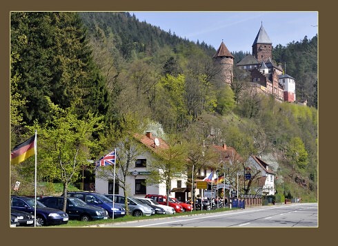 Schloss Cafe Zur Wolfsschlucht in Zwingenberg
