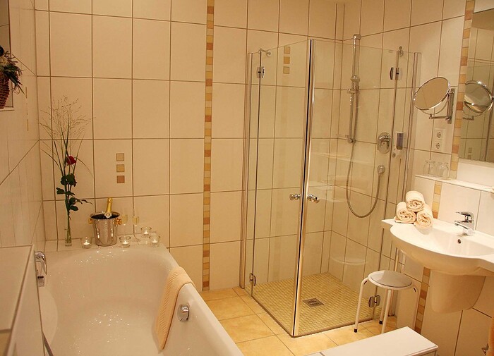 Landhotel Restaurant Napoleon in Wipperfürth, Foto 3