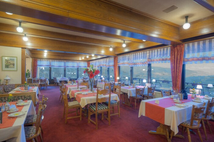Restaurant Bellevue im Waldhotel Sonnenberg in Bollendorf, Foto 7
