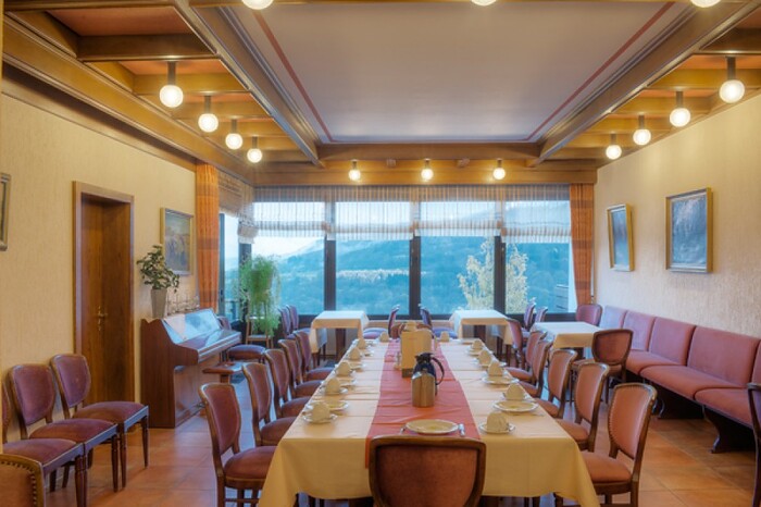 Restaurant Bellevue im Waldhotel Sonnenberg in Bollendorf, Foto 6