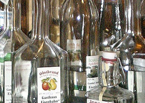 Hotel Gasthof Destille Eisenbahn in Mosbach, Foto 1