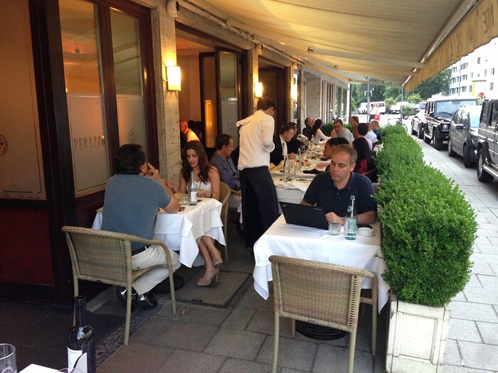 PERAZZO Ristorante in München, Foto 3