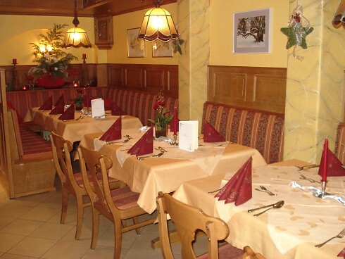 Rotes Ross in Altdorf, Foto 3
