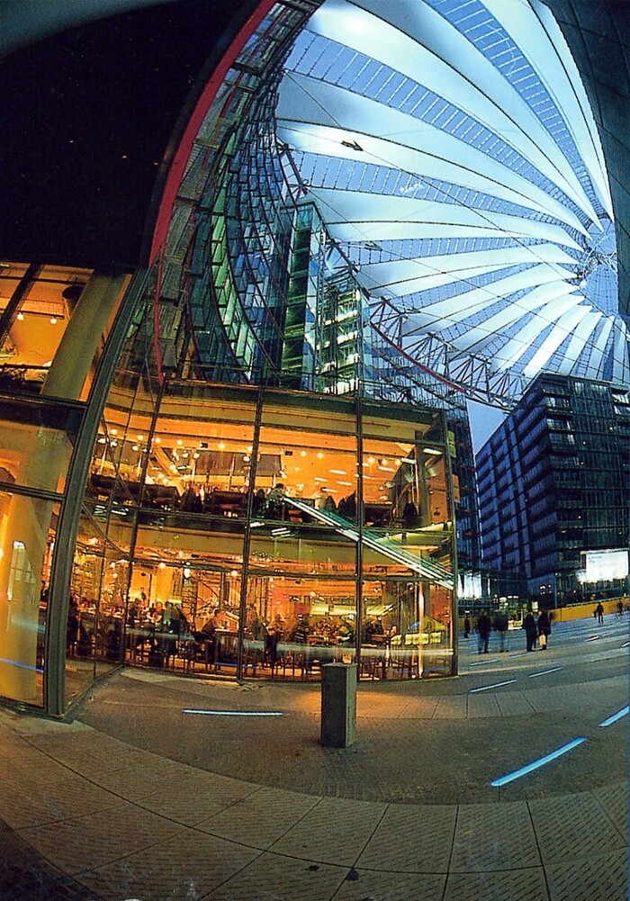 Lindenbräu im Sony Center in Berlin, Foto 2