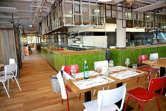 VAIVAI Bremen  in Bremen, Foto 4