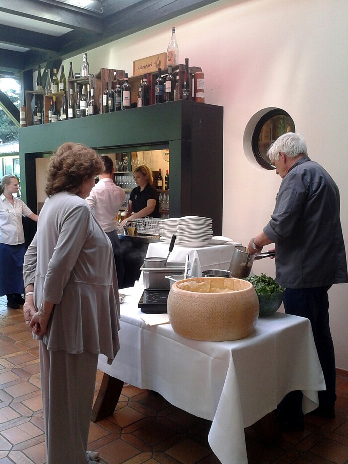 Christen im Haus Litzbrück in Düsseldorf, Foto 43