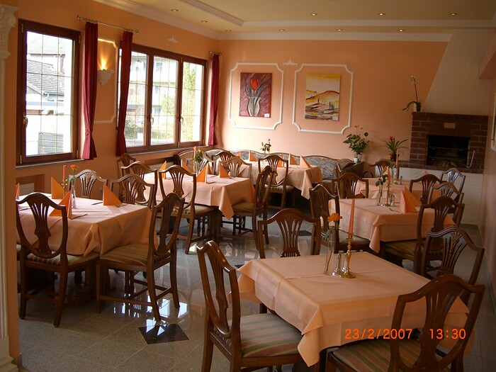 Hotel Ristorante Villa Medici in Enkenbach-Alsenborn, Foto 2