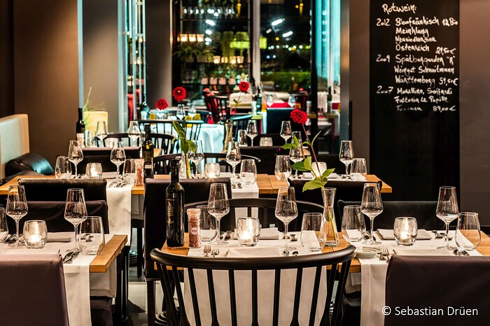 The New Yorker | LONG ISLAND.RESTAURANT&BAR in Köln