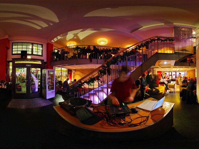 Barfusz in Leipzig, Foto 2