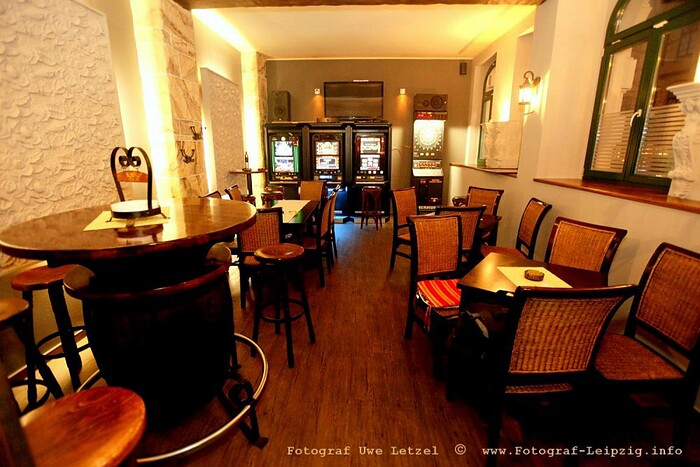 ZUCKELHÄUSER BRASSERIE - Restaurant & Sportsbar in Leipzig, Foto 2