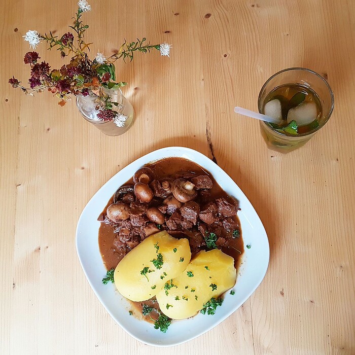Restaurant Salute - vegetarische & vegane Küche in Mainz