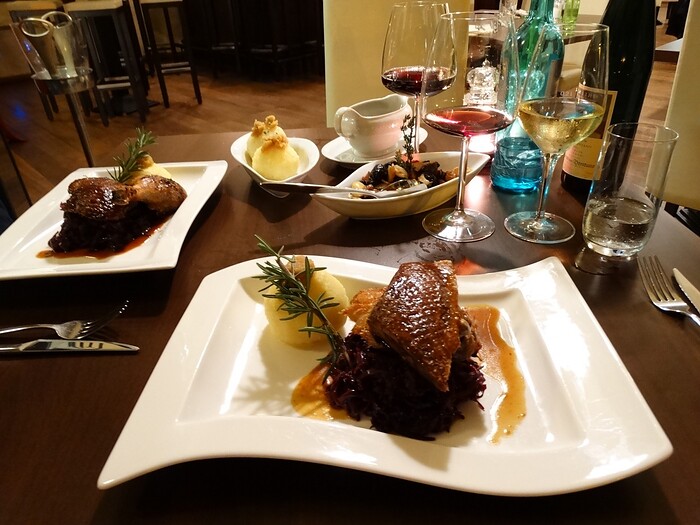 Restaurant & Weinbistro Altes Rathaus in Oestrich-Winkel, Foto 1